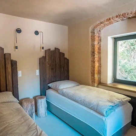 Mezi Lesy Guest house