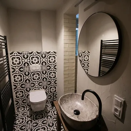 Casa de hóspedes Mezi Lesy 3*